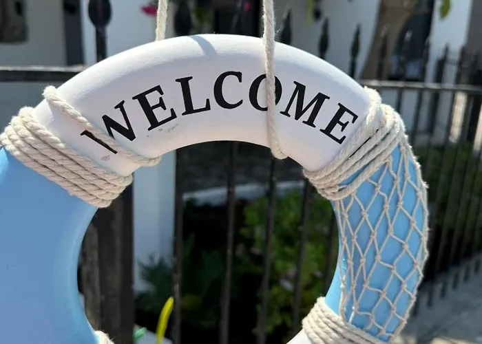 Πανσιόν White Sea